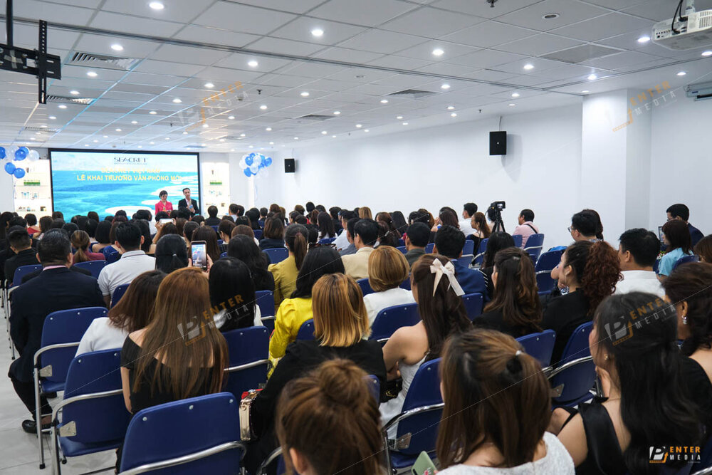 Enter Media chụp ảnh sự kiện quay phim sự kiện grand opening cho Công Ty Seacret