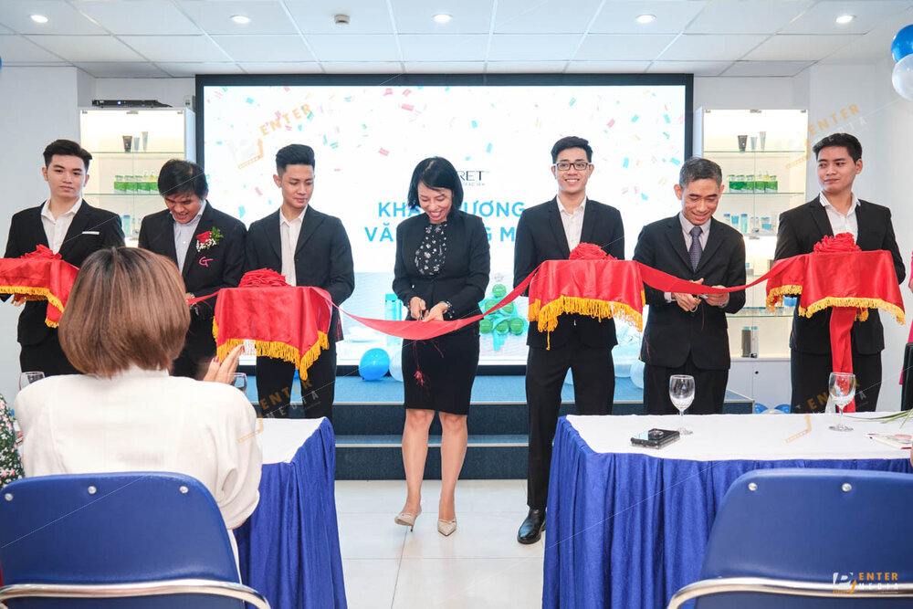 enter-media-chup-anh-su-kien-quay-phim-su-kien-grand-opening-cho-cong-ty-seacret-016