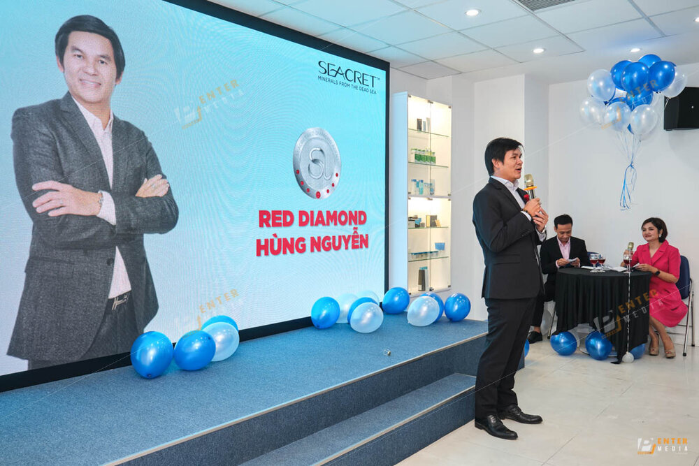 enter-media-chup-anh-su-kien-quay-phim-su-kien-grand-opening-cho-cong-ty-seacret-020
