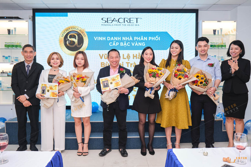 enter-media-chup-anh-su-kien-quay-phim-su-kien-grand-opening-cho-cong-ty-seacret-029