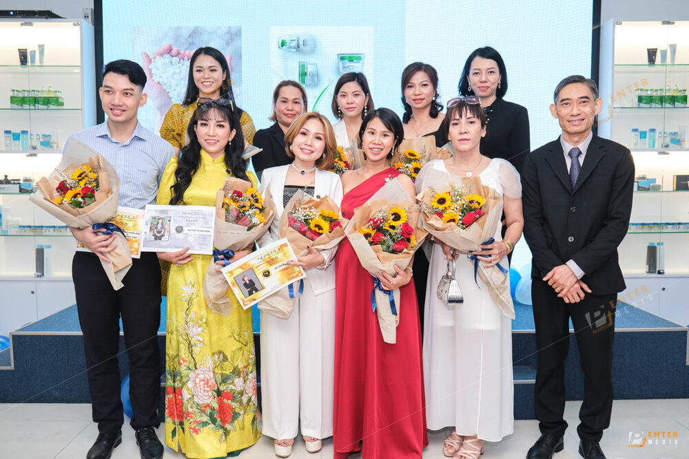 enter-media-chup-anh-su-kien-quay-phim-su-kien-grand-opening-cho-cong-ty-seacret-043