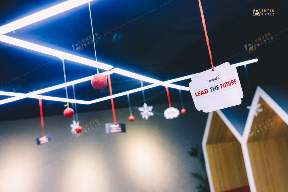 enter-media-chup-anh-su-kien-ra-mat-sach-cho-nha-xuat-ban-du-but-002