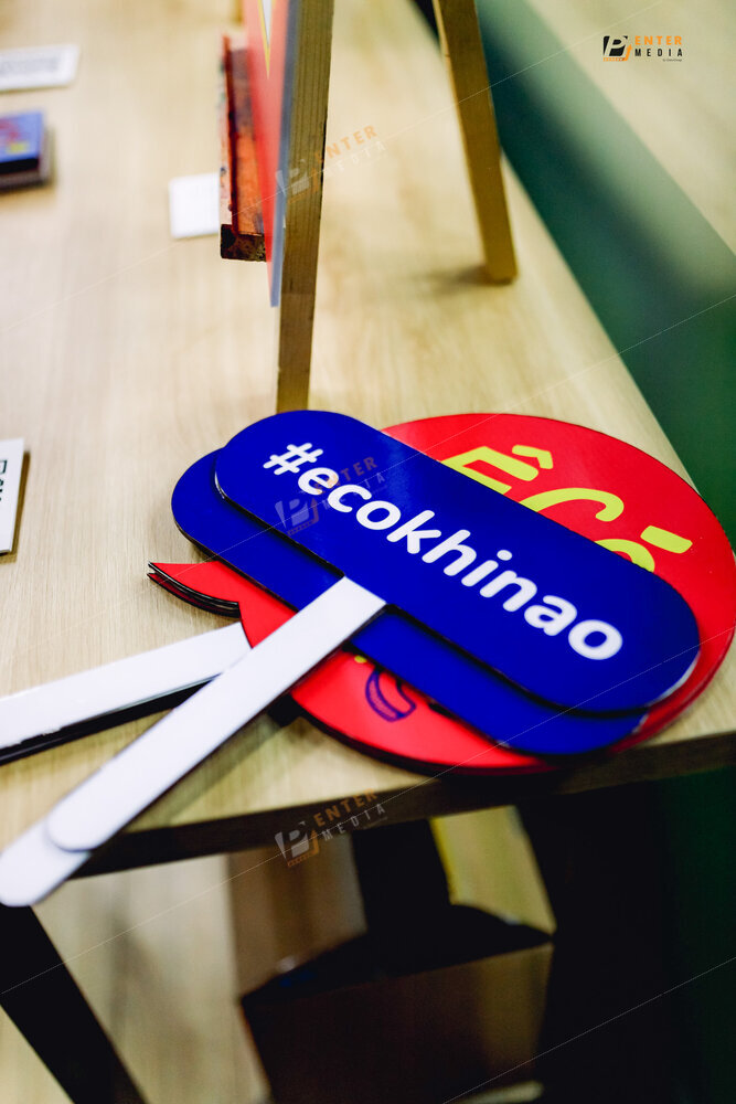 enter-media-chup-anh-su-kien-ra-mat-sach-cho-nha-xuat-ban-du-but-020