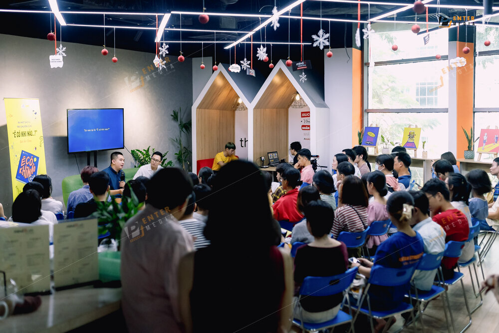 enter-media-chup-anh-su-kien-ra-mat-sach-cho-nha-xuat-ban-du-but-041