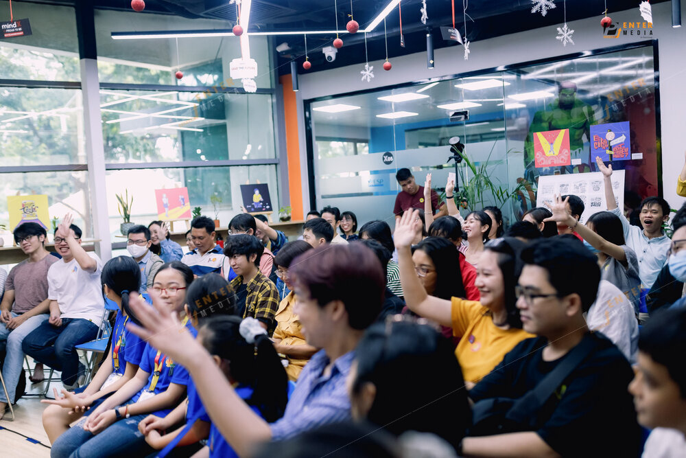 enter-media-chup-anh-su-kien-ra-mat-sach-cho-nha-xuat-ban-du-but-042