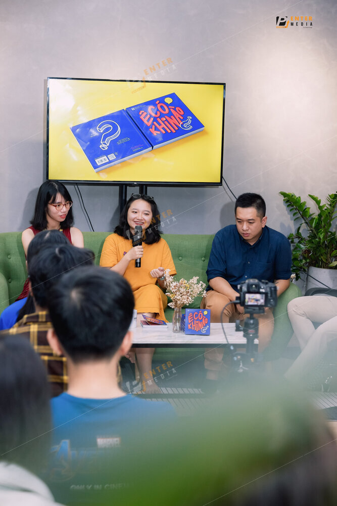 enter-media-chup-anh-su-kien-ra-mat-sach-cho-nha-xuat-ban-du-but-049