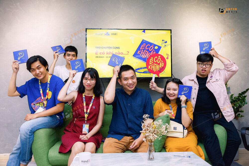 enter-media-chup-anh-su-kien-ra-mat-sach-cho-nha-xuat-ban-du-but-059