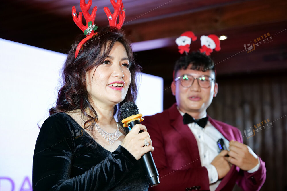 enter-media-chup-anh-su-kien-year-end-party-cho-manulife-051