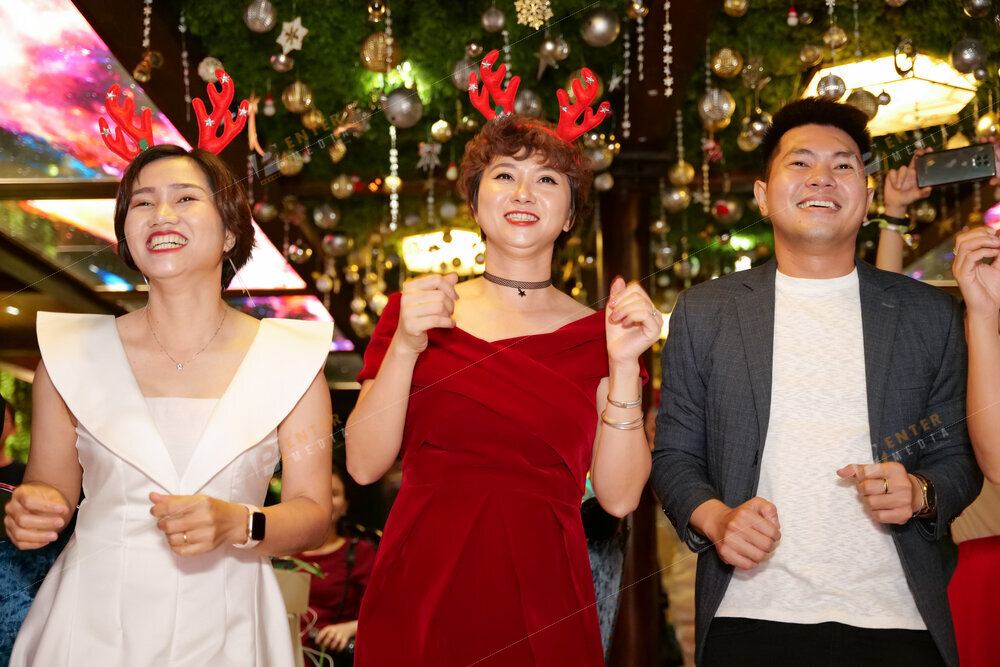enter-media-chup-anh-su-kien-year-end-party-cho-manulife-057