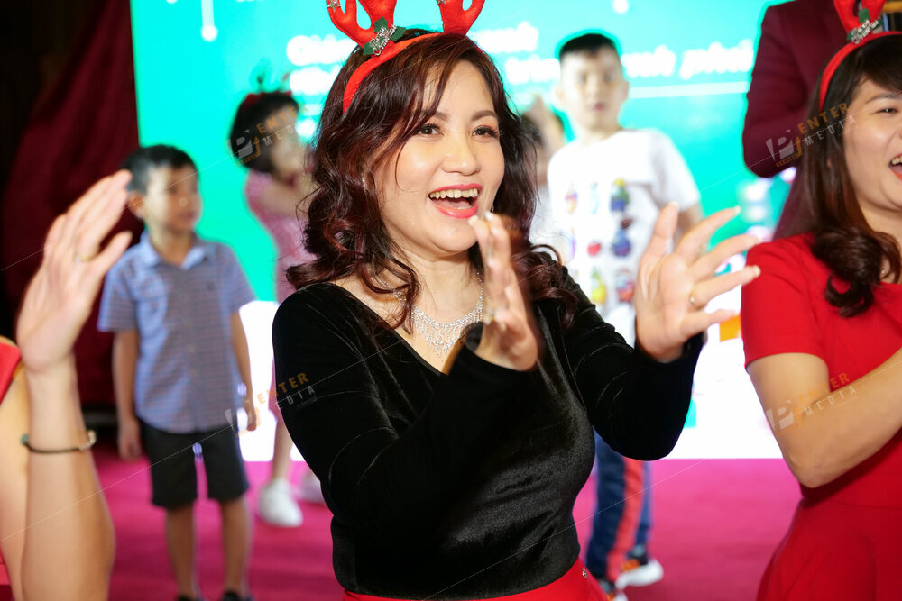 enter-media-chup-anh-su-kien-year-end-party-cho-manulife-058