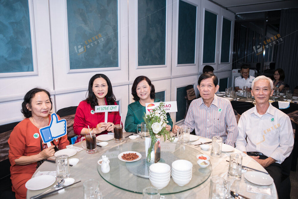 enter-media-chup-anh-tiec-tat-nien-cho-cong-ty-landscape-016