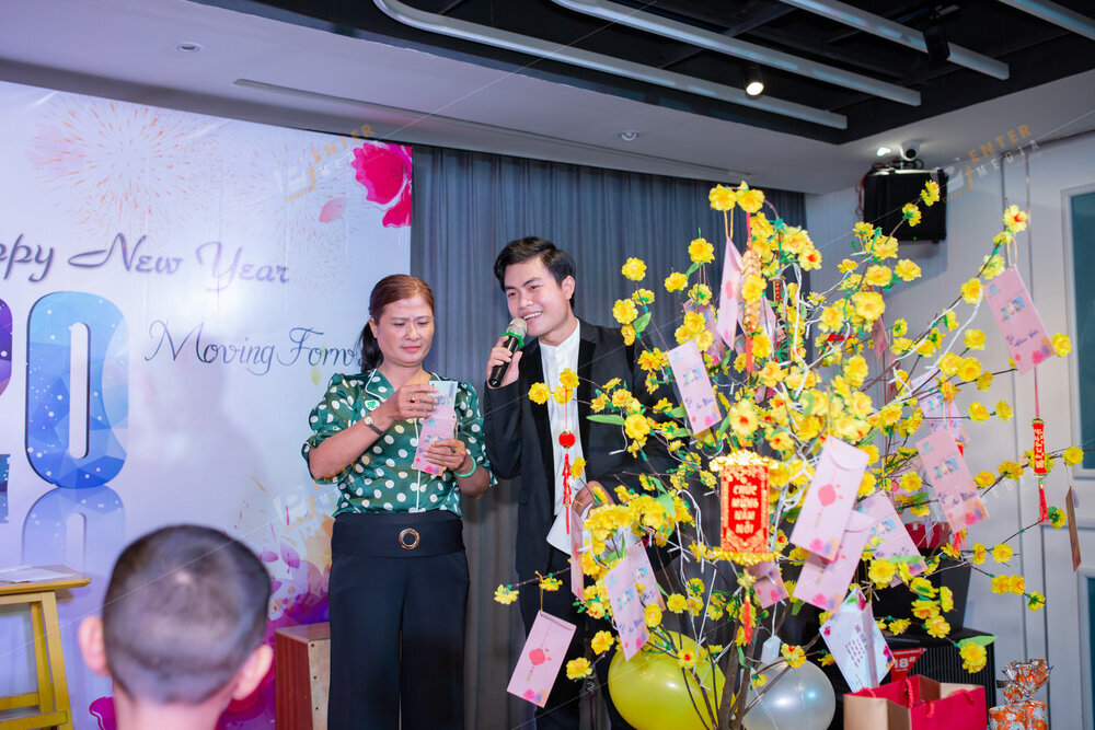 enter-media-chup-anh-tiec-tat-nien-cho-cong-ty-landscape-047