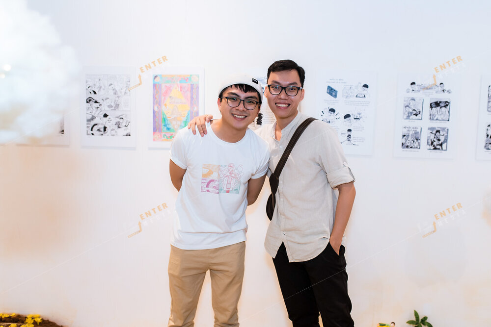 enter-media-chup-anh-trien-lam-showcase-thi-tran-hoa-muoi-gio-cho-nxb-du-but-034