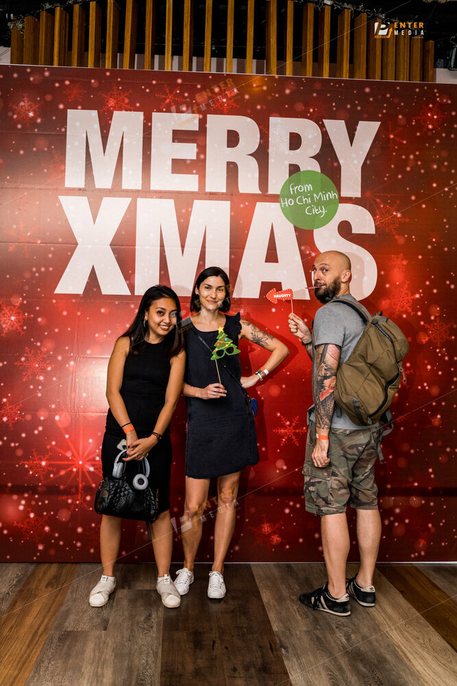 enter-media-chup-hinh-event-giang-sinh-cho-Hard-Rock-Cafe-002