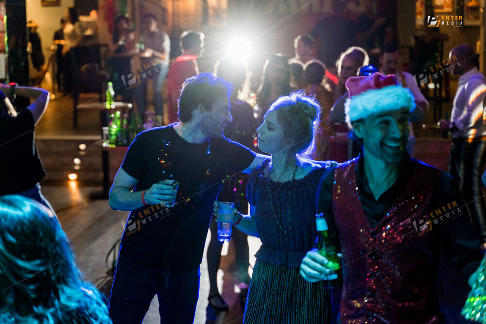 enter-media-chup-hinh-event-giang-sinh-cho-Hard-Rock-Cafe-035