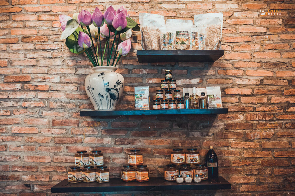 enter-media-chup-hinh-khai-truong-co-so-natuqueen-benh-vien-quoc-te-CIH-008