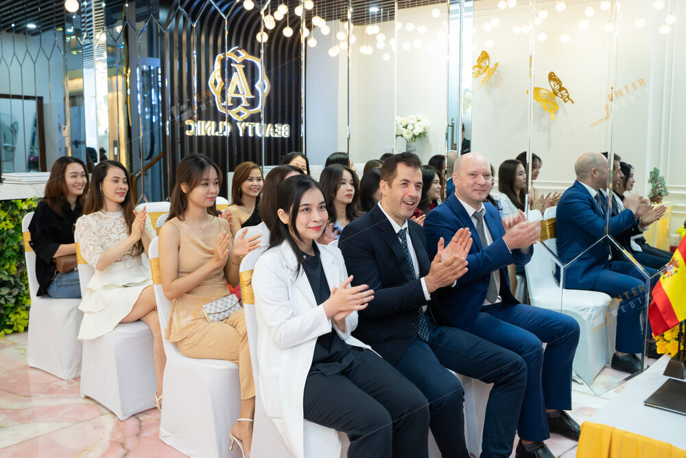 enter-media-chup-quay-su-kien-nganh-tham-my-lam-dep-cho-LA-Beauty-Clinic-011