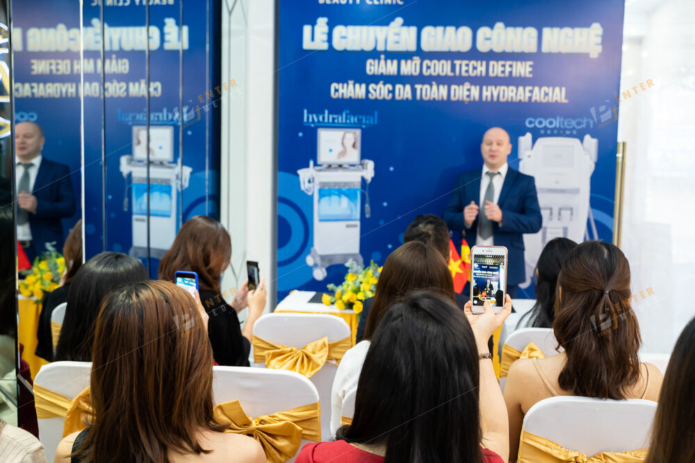 enter-media-chup-quay-su-kien-nganh-tham-my-lam-dep-cho-LA-Beauty-Clinic-012