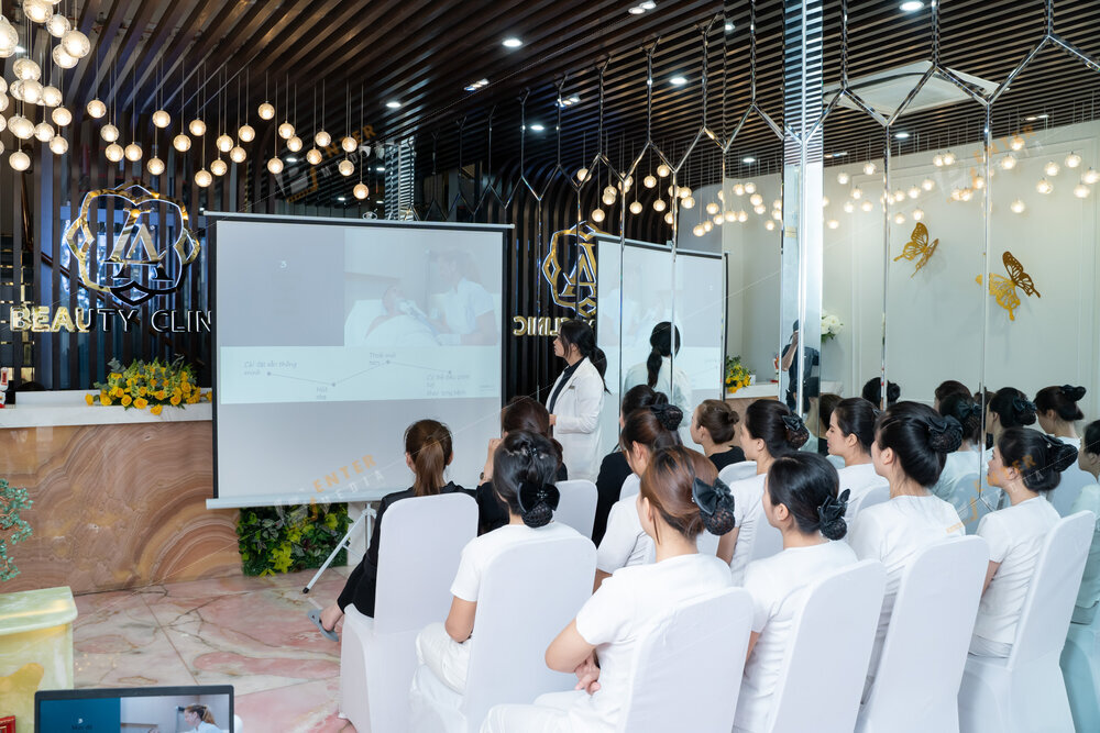 enter-media-chup-quay-su-kien-nganh-tham-my-lam-dep-cho-LA-Beauty-Clinic-030