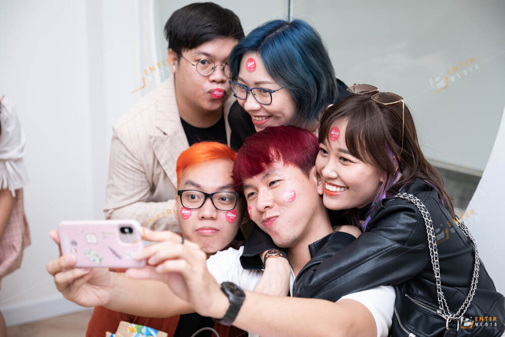 enter-media-cung-cap-dich-vu-chup-anh-su-kien-ra-mat-sach-thi-tran-hoa-muoi-gio-014