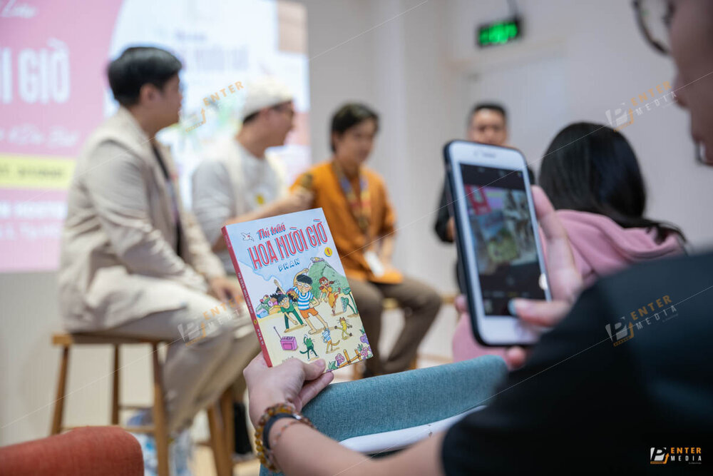 enter-media-cung-cap-dich-vu-chup-anh-su-kien-ra-mat-sach-thi-tran-hoa-muoi-gio-021