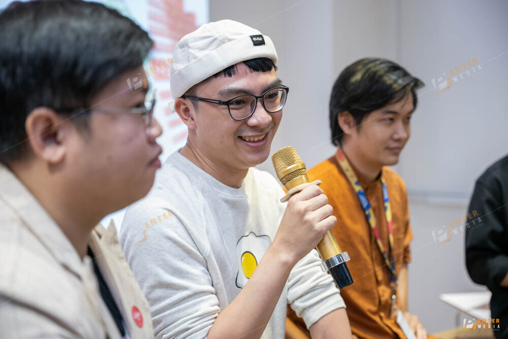 Họa sĩ tác giả Lê Phan