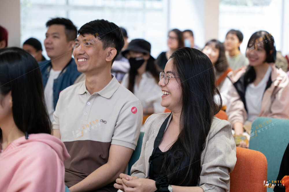 enter-media-cung-cap-dich-vu-chup-anh-su-kien-ra-mat-sach-thi-tran-hoa-muoi-gio-023