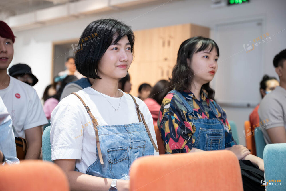 enter-media-cung-cap-dich-vu-chup-anh-su-kien-ra-mat-sach-thi-tran-hoa-muoi-gio-024