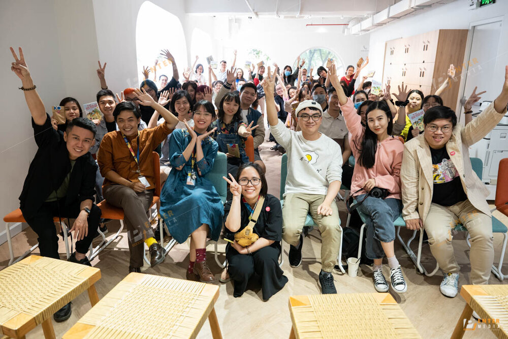 enter-media-cung-cap-dich-vu-chup-anh-su-kien-ra-mat-sach-thi-tran-hoa-muoi-gio-038