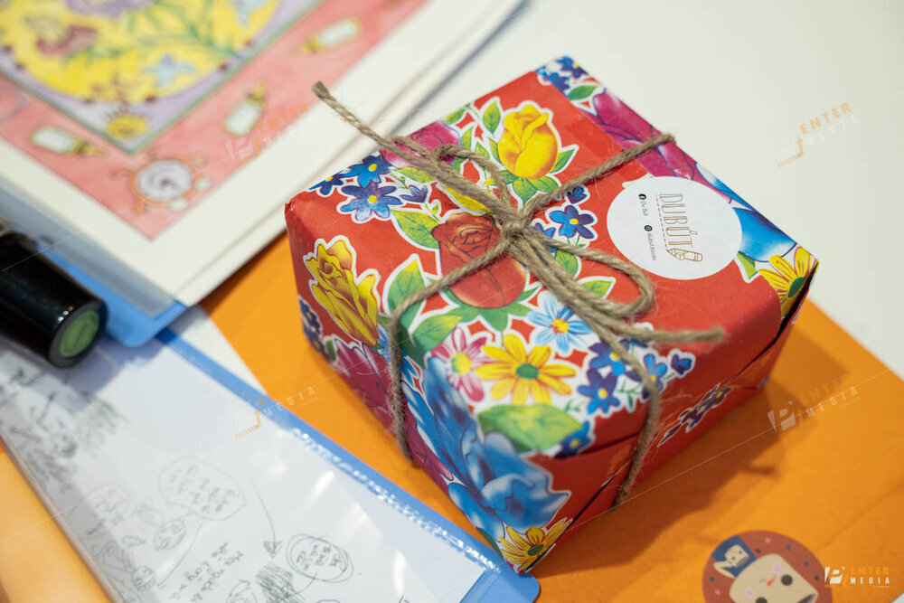 enter-media-cung-cap-dich-vu-chup-anh-su-kien-ra-mat-sach-thi-tran-hoa-muoi-gio-039