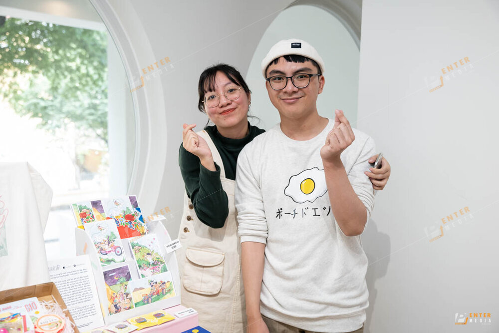 enter-media-cung-cap-dich-vu-chup-anh-su-kien-ra-mat-sach-thi-tran-hoa-muoi-gio-045