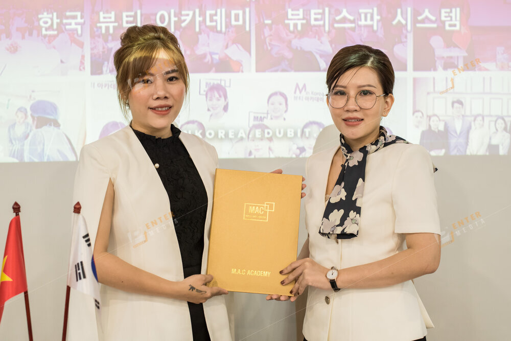 enter-media-quay-chup-su-kien-hoi-thao-dao-tao-set-up-he-thong-spa-tieu-chuan-han-quoc-011