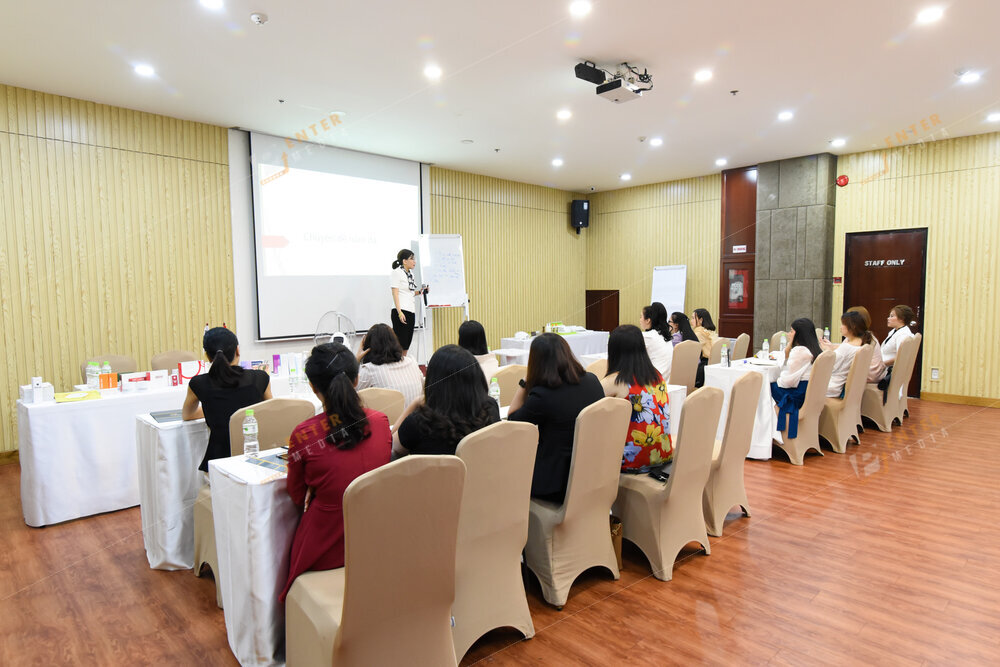 Enter Media quay chụp sự kiện hội thảo đào tạo và setup spa theo tiêu chuẩn Hàn Quốc do Minkorea tổ chức