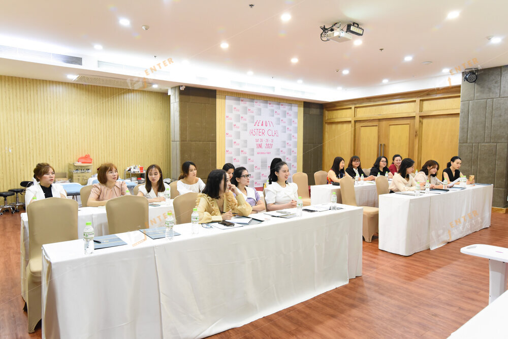 enter-media-quay-chup-su-kien-hoi-thao-dao-tao-set-up-he-thong-spa-tieu-chuan-han-quoc-021