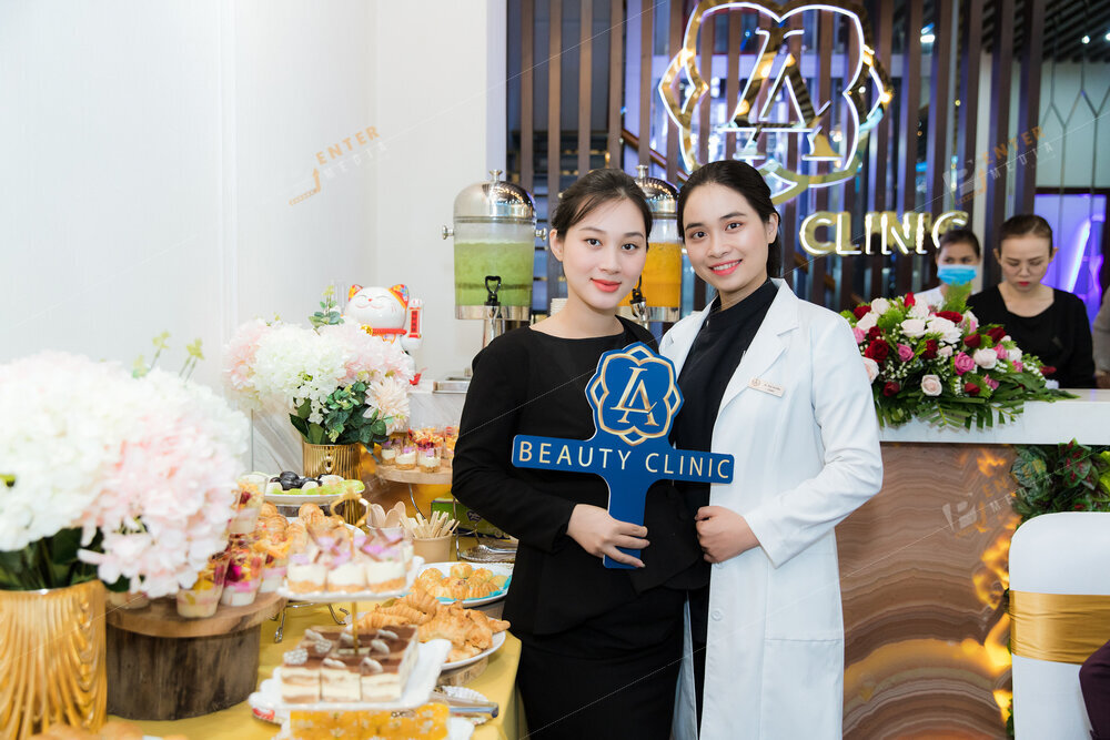 enter-media-quay-chup-su-kien-le-ky-ket-chuyen-giao-cong-nghe-la-beauty-clinic-008