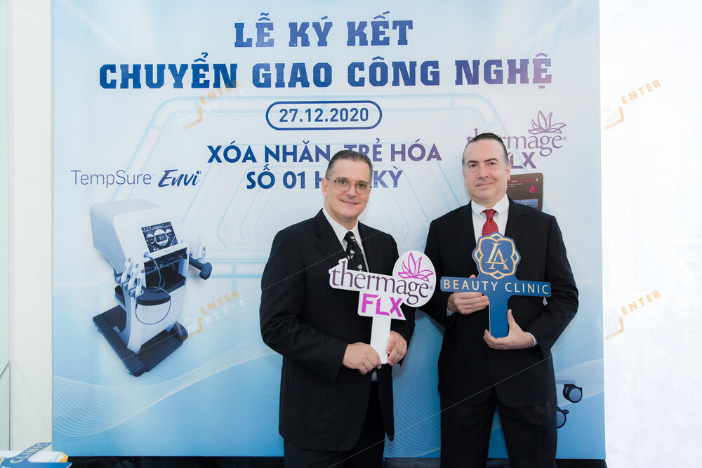 enter-media-quay-chup-su-kien-le-ky-ket-chuyen-giao-cong-nghe-la-beauty-clinic-010