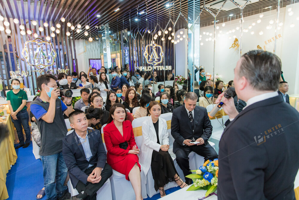 Sự kiện ký kết chuyển giao công nghệ tại LA Beauty Clinic
