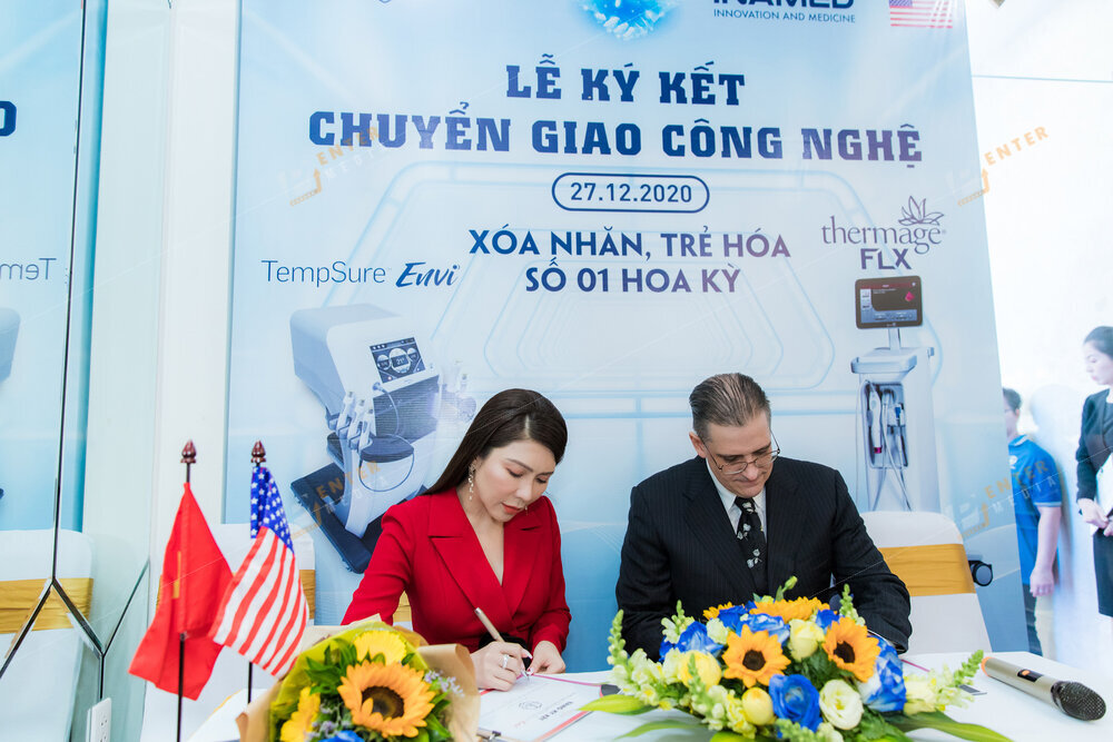 enter-media-quay-chup-su-kien-le-ky-ket-chuyen-giao-cong-nghe-la-beauty-clinic-021