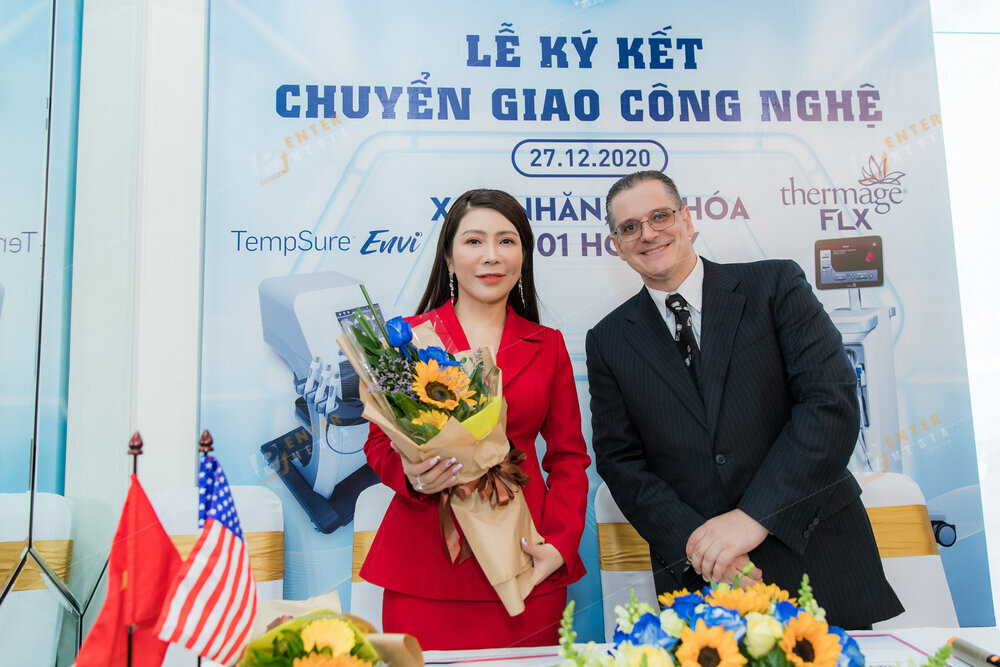 enter-media-quay-chup-su-kien-le-ky-ket-chuyen-giao-cong-nghe-la-beauty-clinic-023