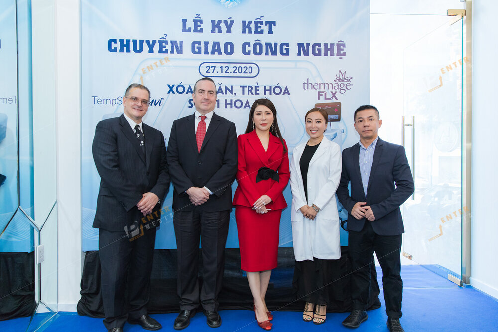 enter-media-quay-chup-su-kien-le-ky-ket-chuyen-giao-cong-nghe-la-beauty-clinic-037