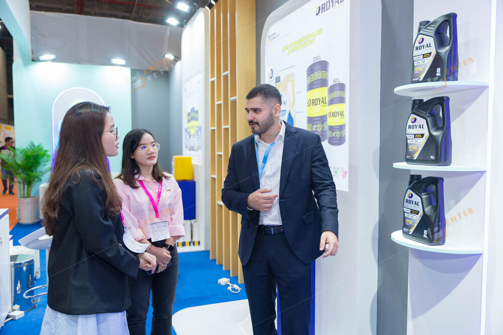 enter-chup-anh-su-kien-hoi-cho-trien-lam-gian-hang-royal-super-tai-trien-lam-automechanika-hcm-001-007