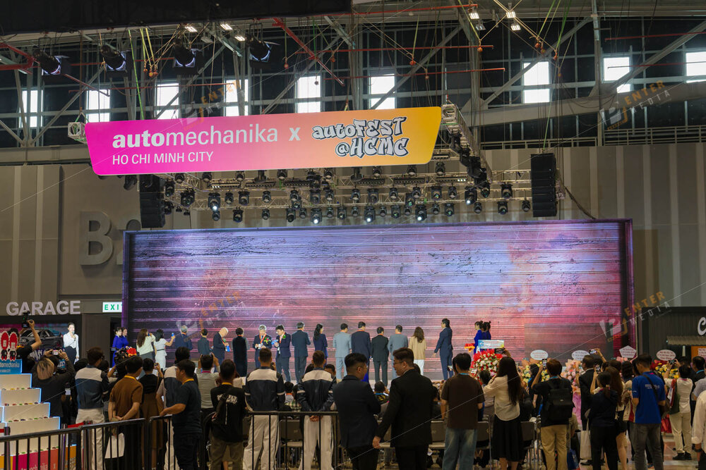 enter-chup-anh-su-kien-hoi-cho-trien-lam-gian-hang-royal-super-tai-trien-lam-automechanika-hcm-001-016