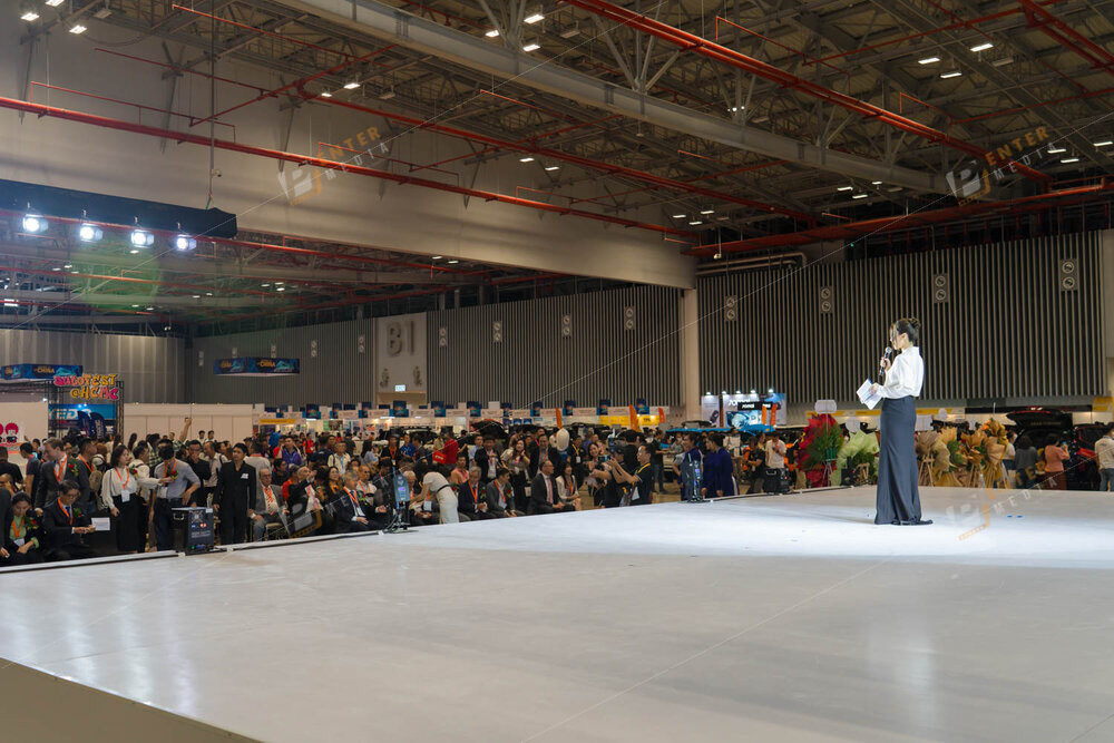 enter-chup-anh-su-kien-hoi-cho-trien-lam-gian-hang-royal-super-tai-trien-lam-automechanika-hcm-001-020