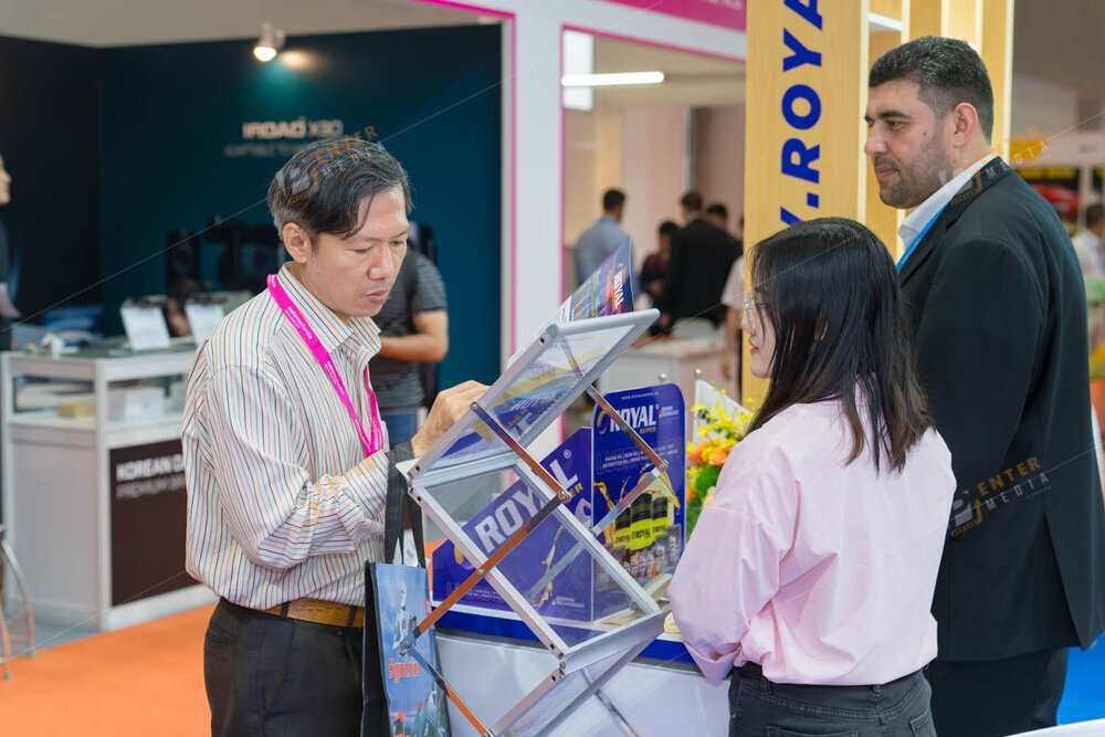 enter-chup-anh-su-kien-hoi-cho-trien-lam-gian-hang-royal-super-tai-trien-lam-automechanika-hcm-001-031