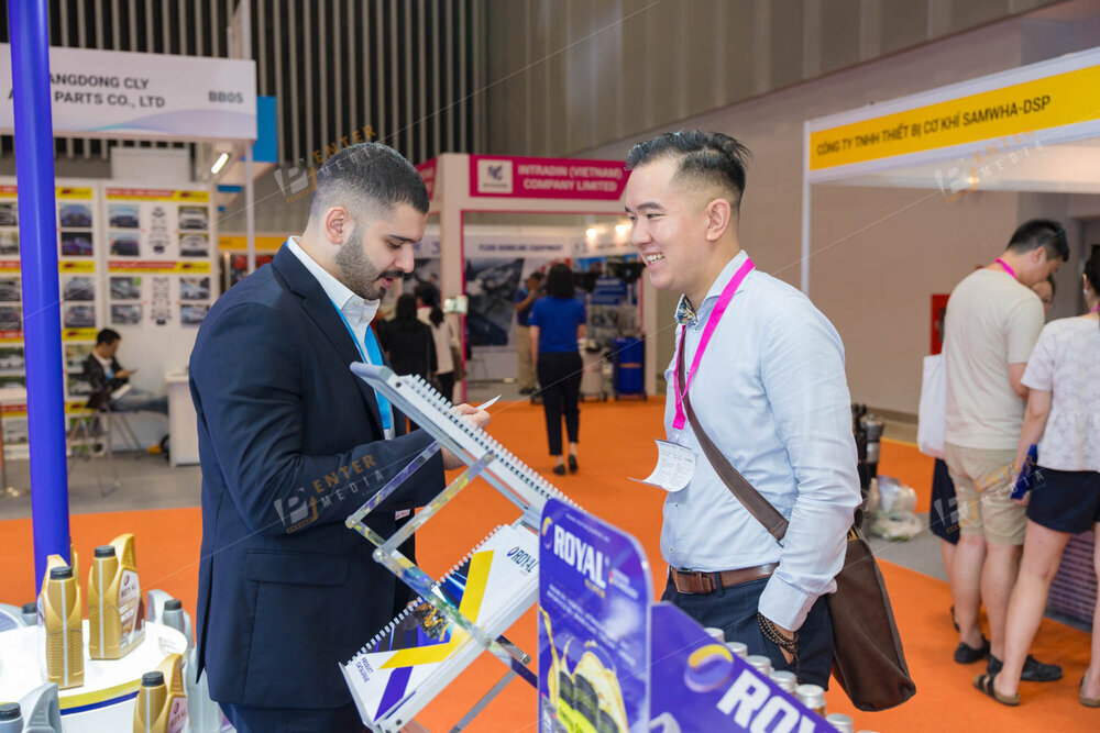 enter-chup-anh-su-kien-hoi-cho-trien-lam-gian-hang-royal-super-tai-trien-lam-automechanika-hcm-001-035