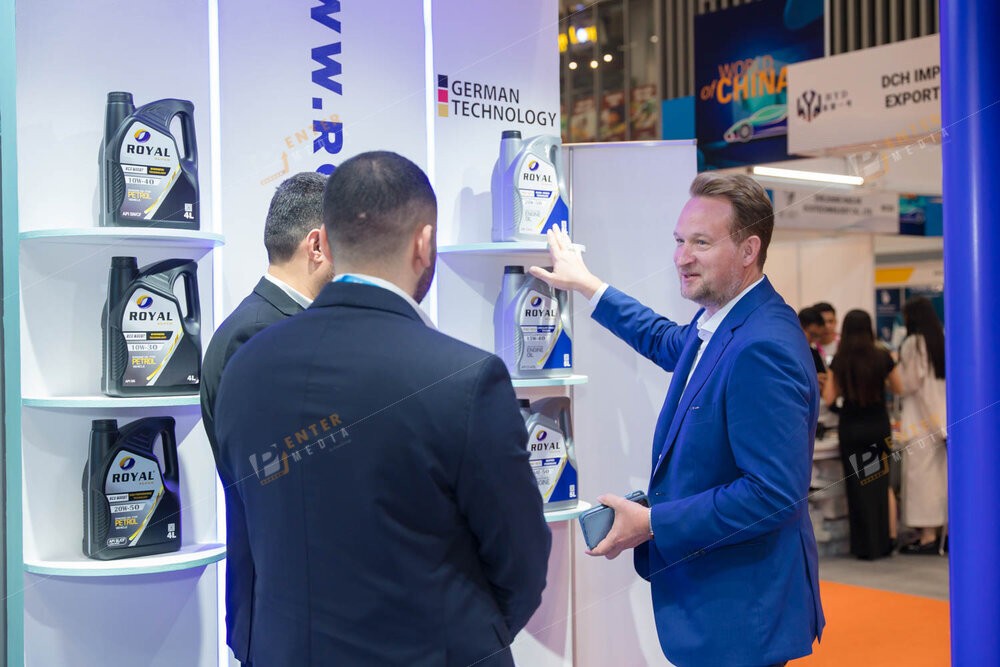 enter-chup-anh-su-kien-hoi-cho-trien-lam-gian-hang-royal-super-tai-trien-lam-automechanika-hcm-001-036