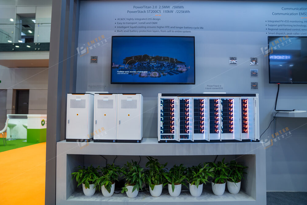 enter-media-chup-anh-quay-phim-su-kien-trien-lam-cho-gian-hang-sungrow-tai-Malaysia-014