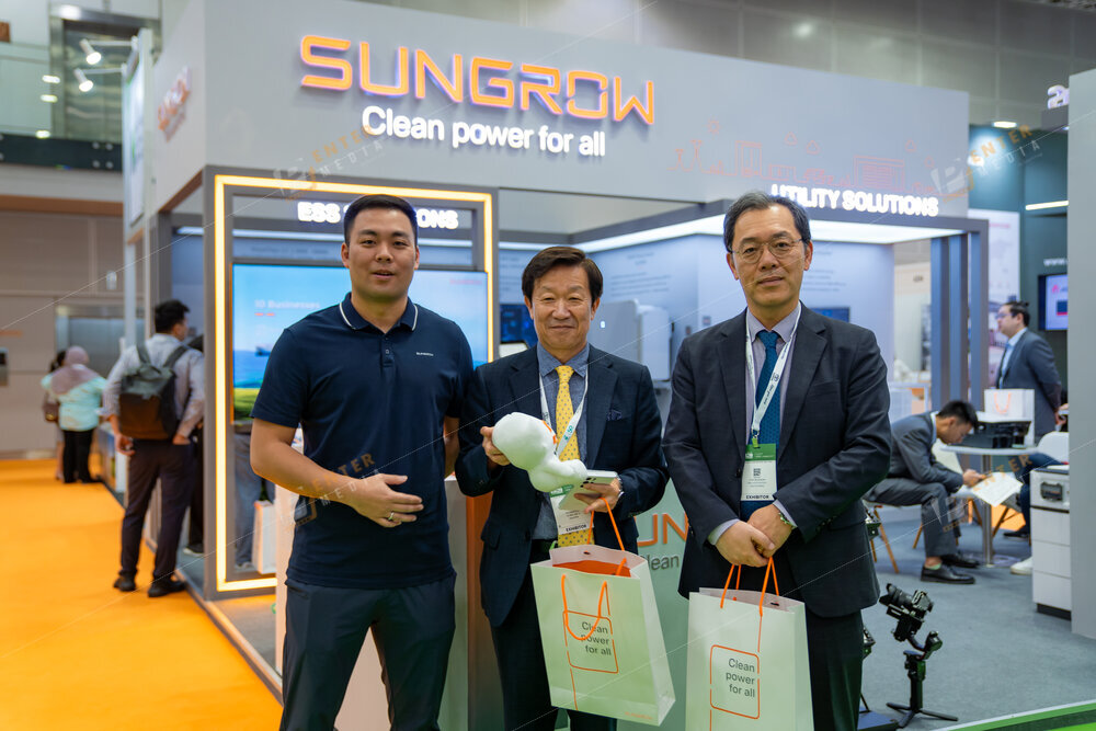 enter-media-chup-anh-quay-phim-su-kien-trien-lam-cho-gian-hang-sungrow-tai-Malaysia-021