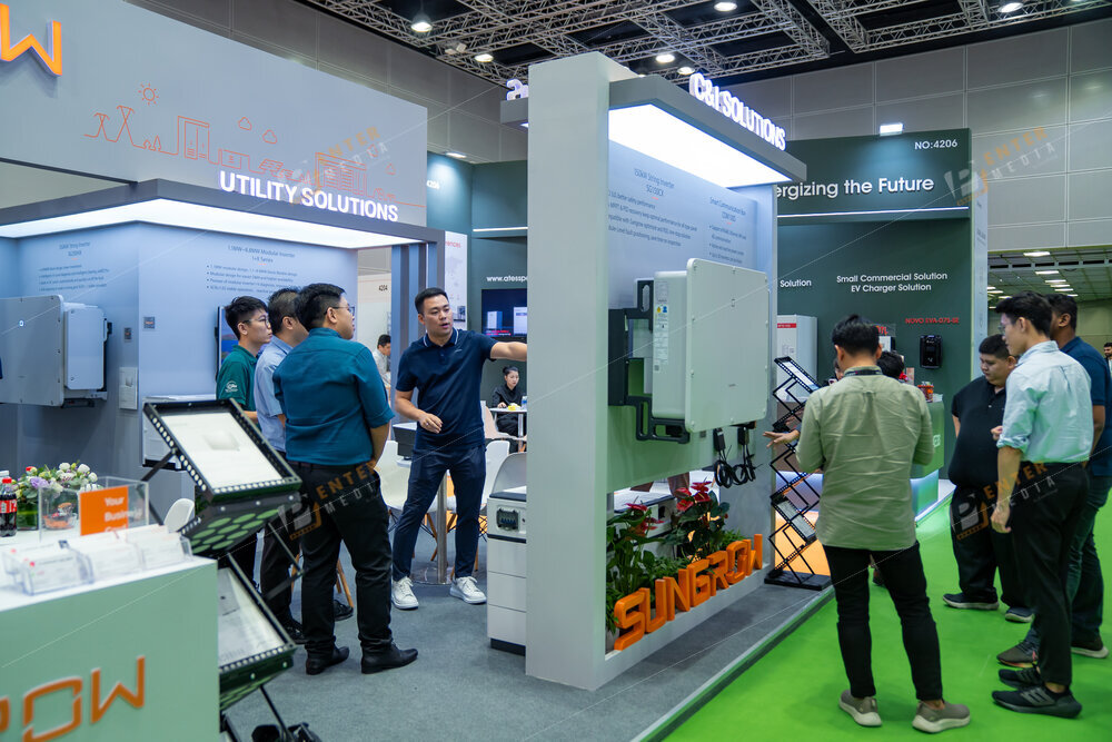 enter-media-chup-anh-quay-phim-su-kien-trien-lam-cho-gian-hang-sungrow-tai-Malaysia-025