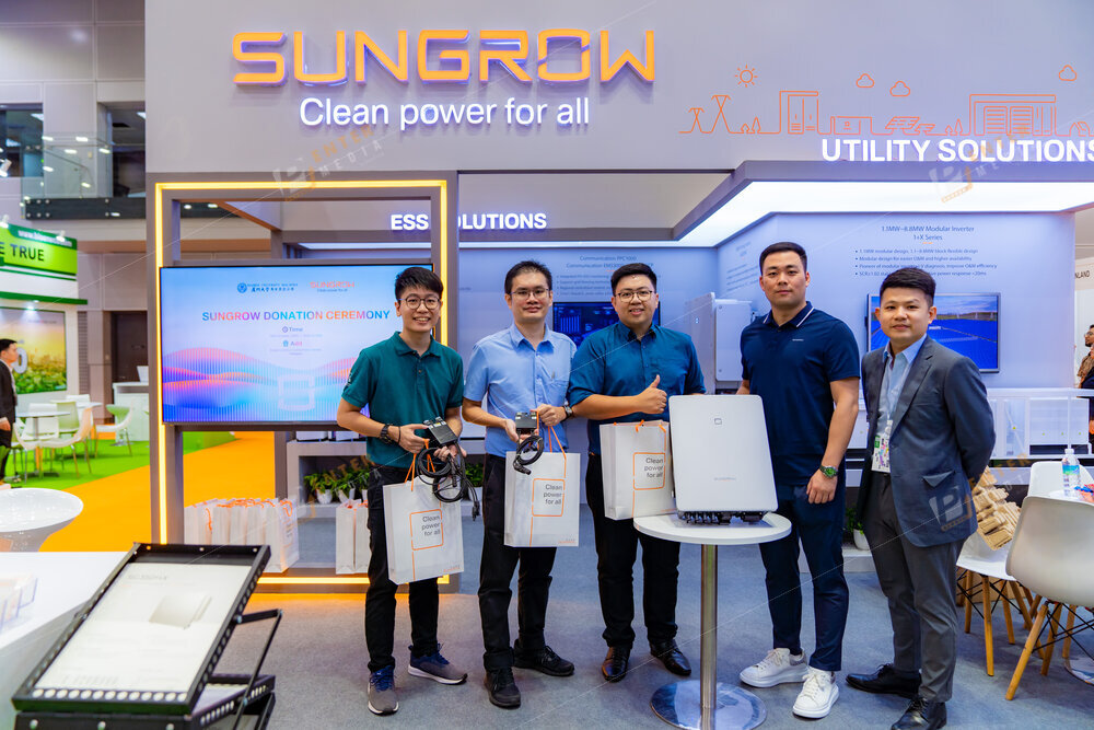 enter-media-chup-anh-quay-phim-su-kien-trien-lam-cho-gian-hang-sungrow-tai-Malaysia-030